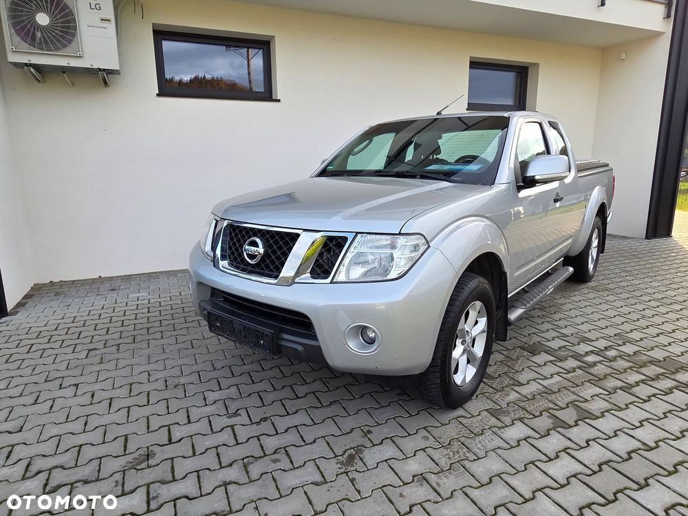 Nissan Navara - 2