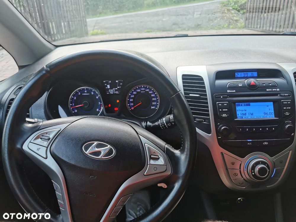 Hyundai ix20 1.4 blue Style - 11