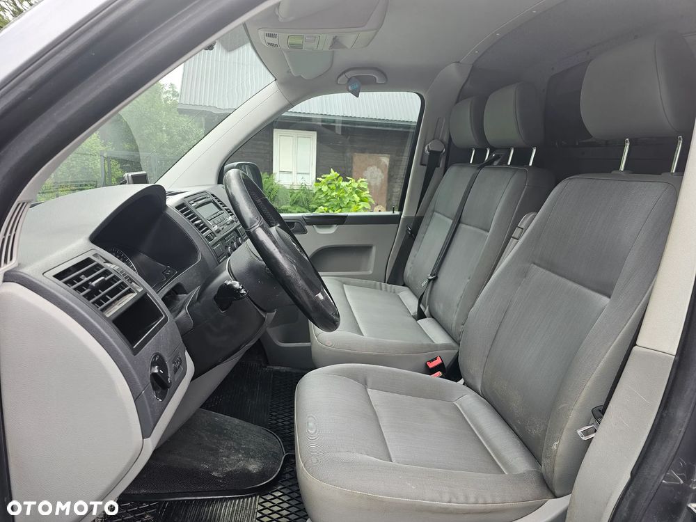 Volkswagen Transporter - 14