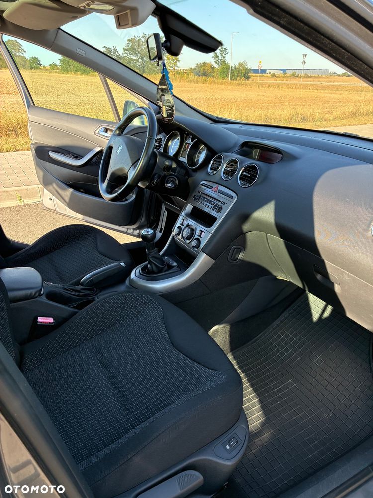 Peugeot 308 120 VTi Premium - 7