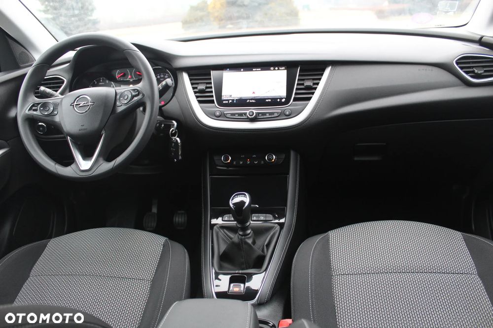 Opel Grandland X 1.2 Start/Stop Edition - 24
