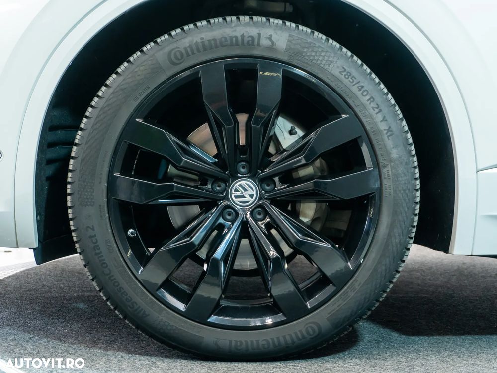 Volkswagen Touareg 3.0 V6 TDI 4Motion DPF Automatik R-Line - 14