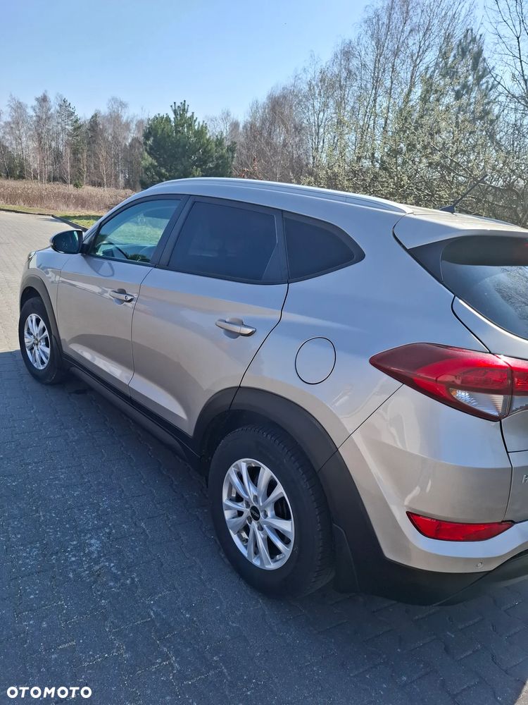 Hyundai Tucson 1.7 CRDI BlueDrive Comfort 2WD - 4