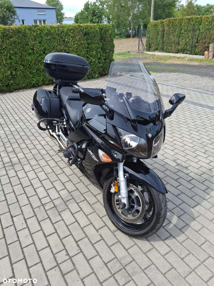 Yamaha FJR - 21