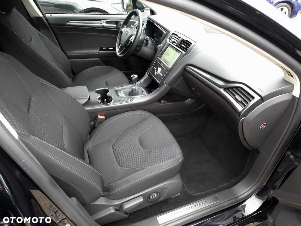 Ford Mondeo 2.0 TDCi Titanium - 11