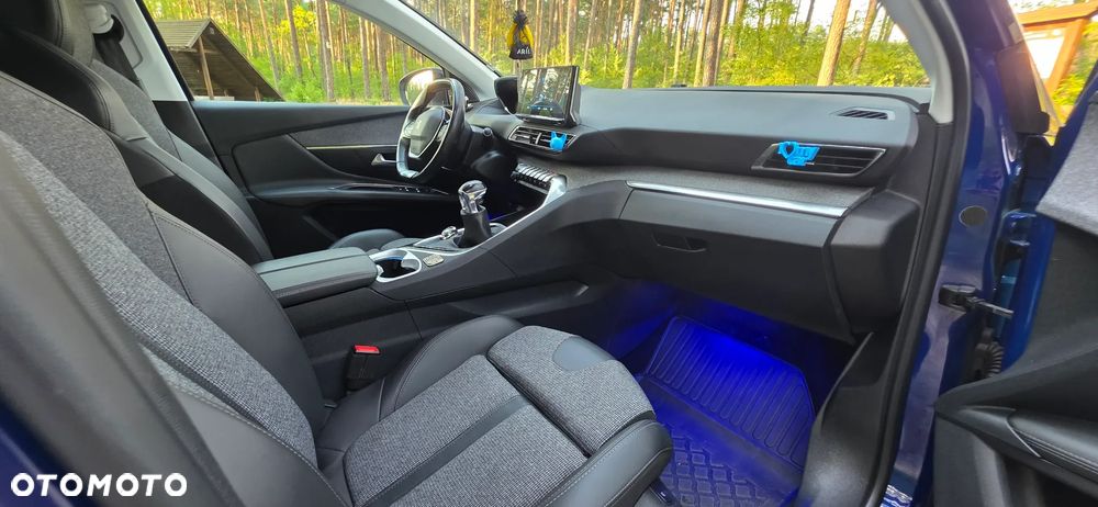 Peugeot 3008 1.5 BlueHDi Allure S&S - 16