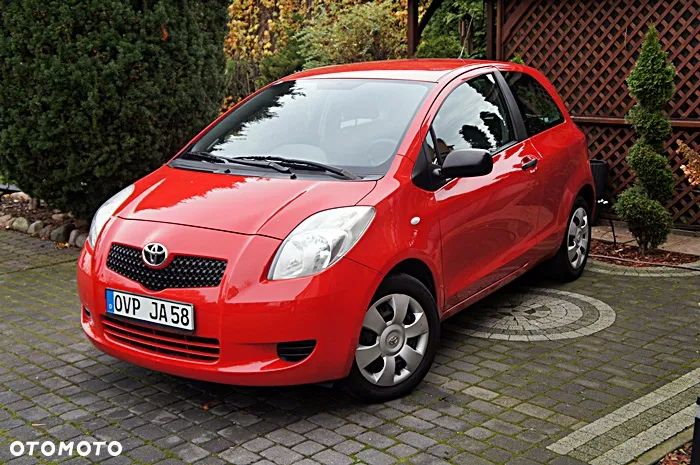 Toyota Yaris 1.0 Luna A/C - 11