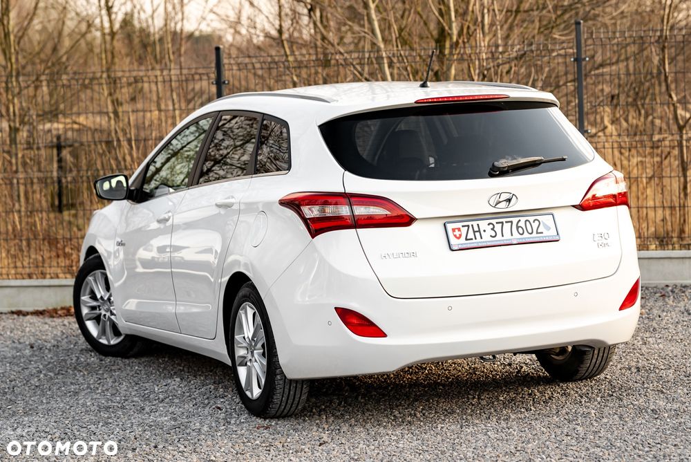 Hyundai i30 i30cw 1.6 Trend - 8