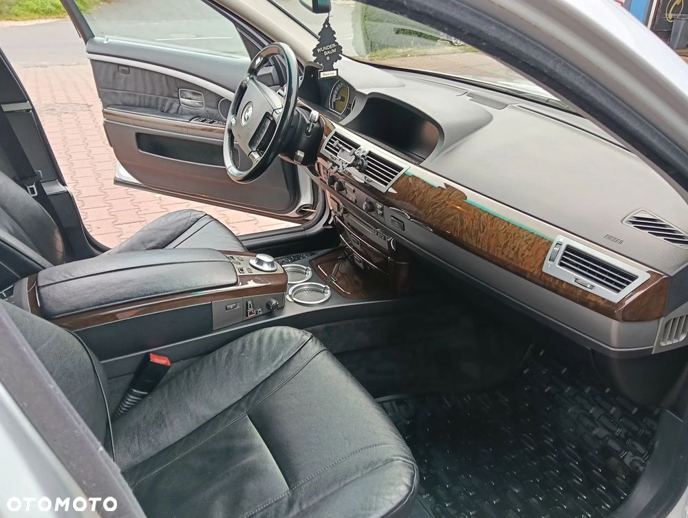 BMW Seria 7 - 9