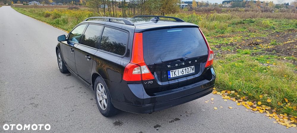 Volvo V70 2.0 Momentum - 6
