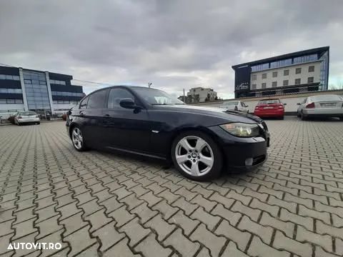 BMW Seria 3 320d - 4