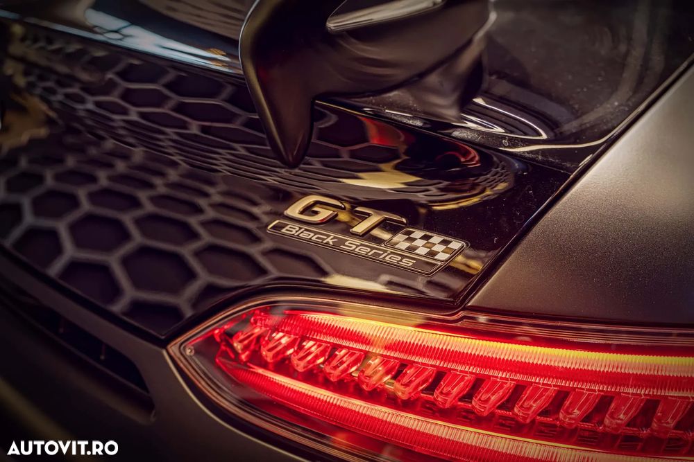 Mercedes-Benz AMG GT - 13