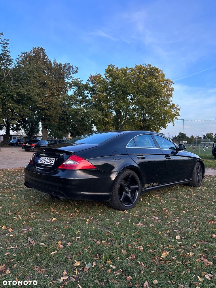 Mercedes-Benz CLS 500 - 35