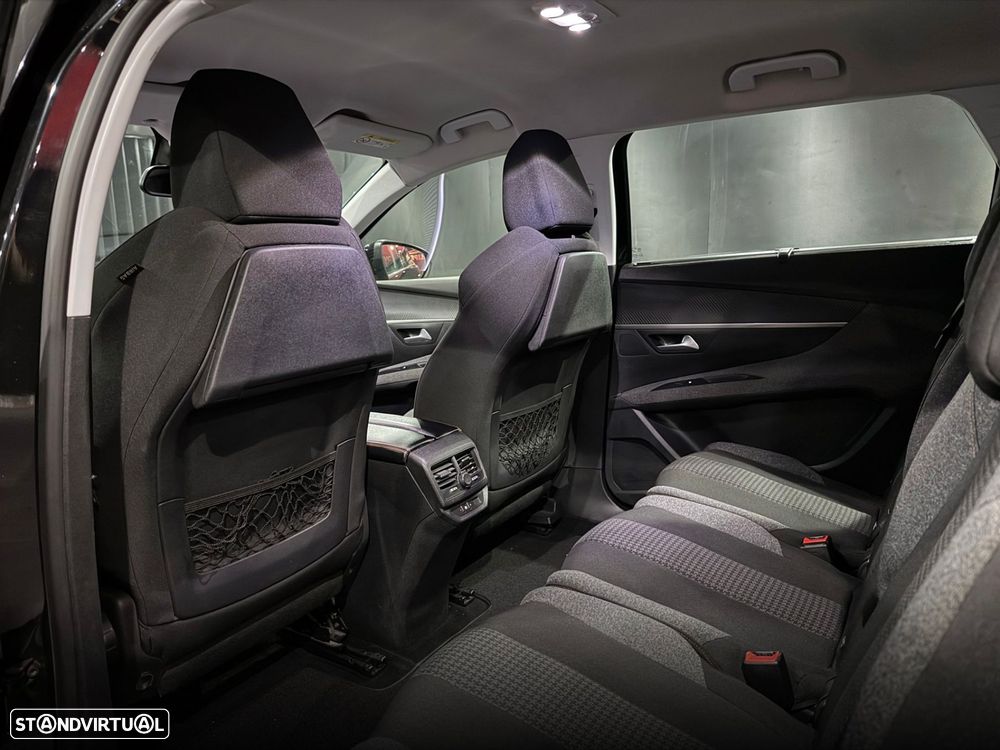 Peugeot 5008 1.5 BlueHDi Allure - 26