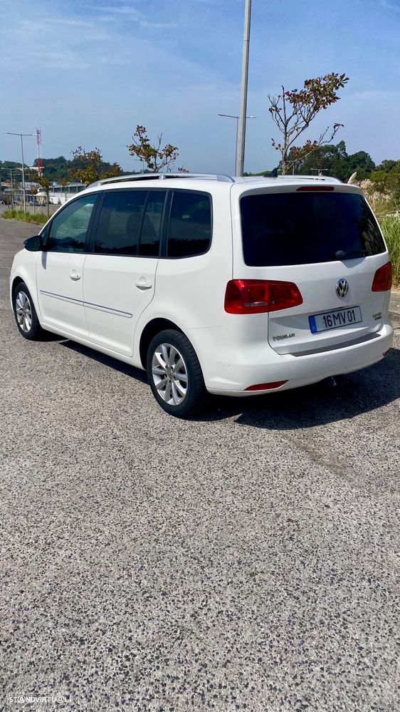 VW Touran 2.0 TDI Blue.Highline 7L - 12