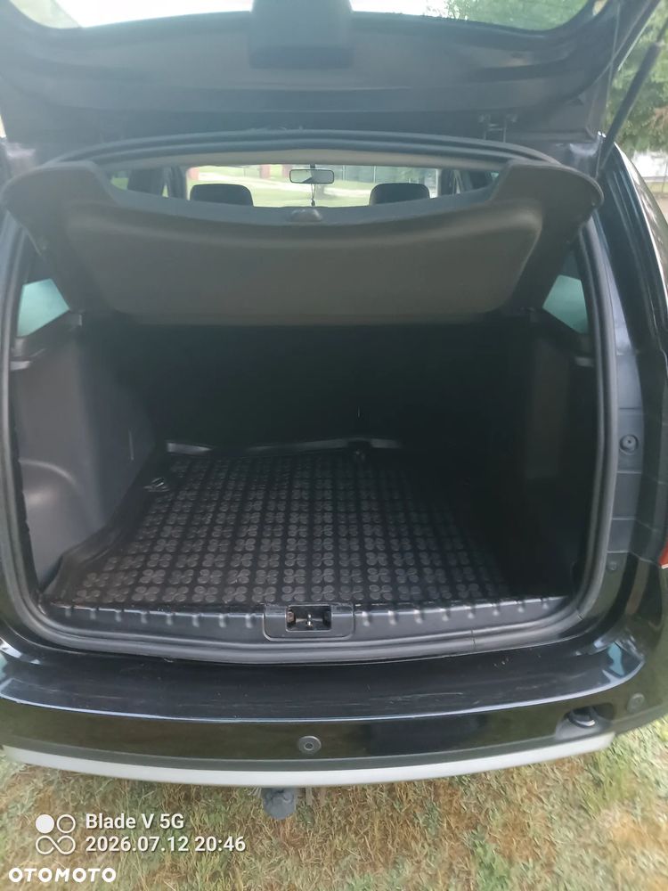 Dacia Duster 1.5 dCi Prestige - 11