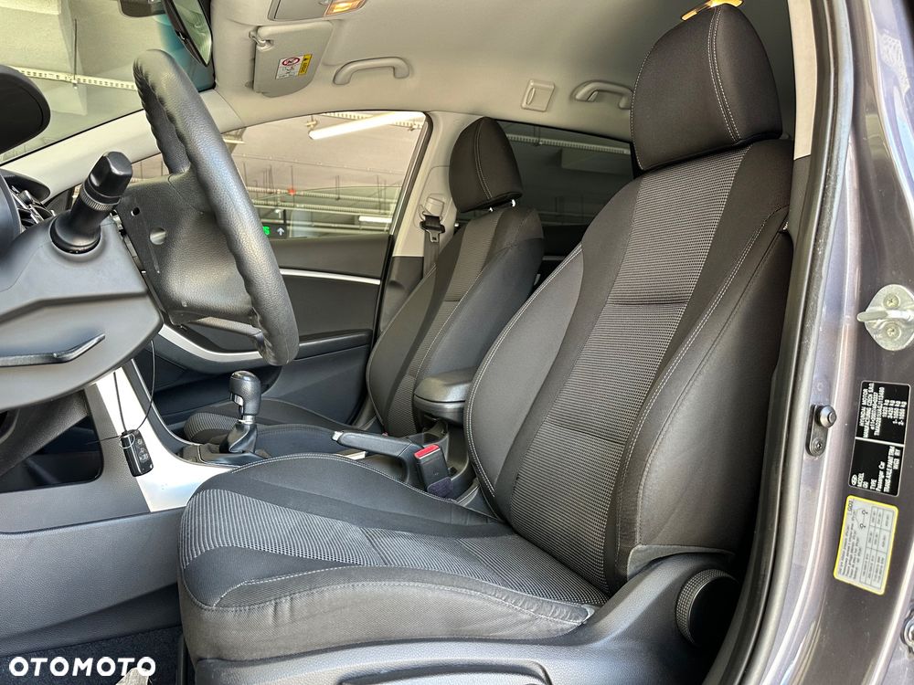 Hyundai i30 1.6 CRDi BlueDrive Comfort - 22