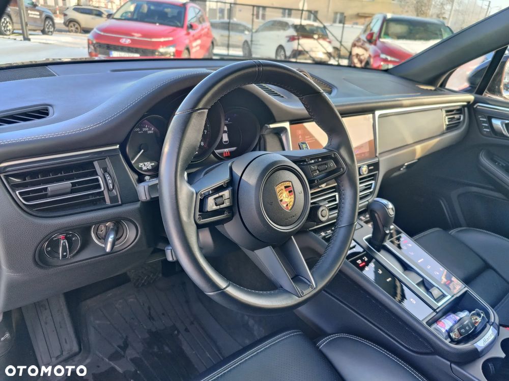 Porsche Macan Standard - 15