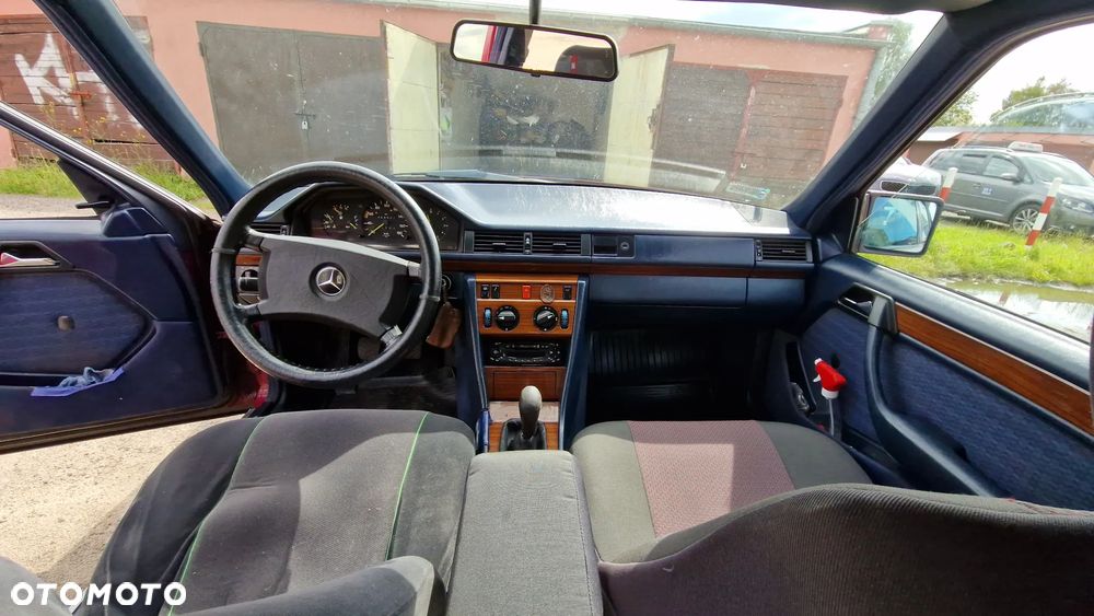 Mercedes-Benz W124 (1984-1993) - 4