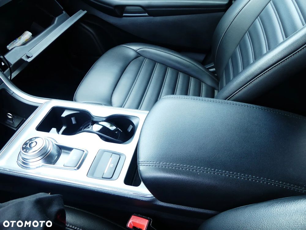 Ford Edge - 31