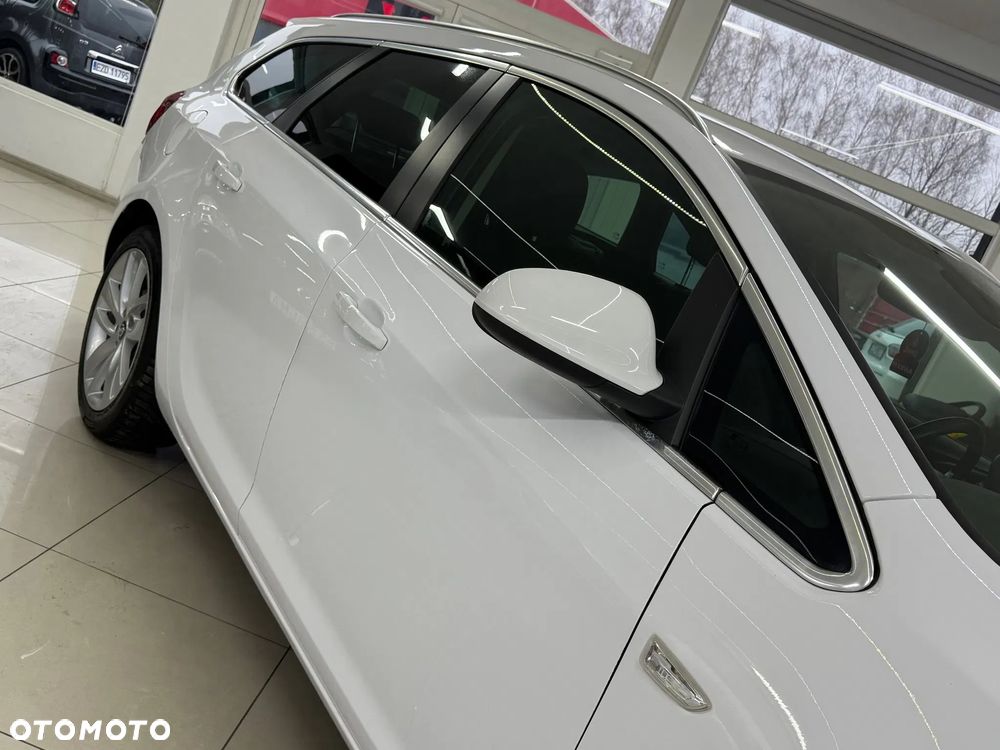 Opel Astra 1.6 CDTI Sport - 17