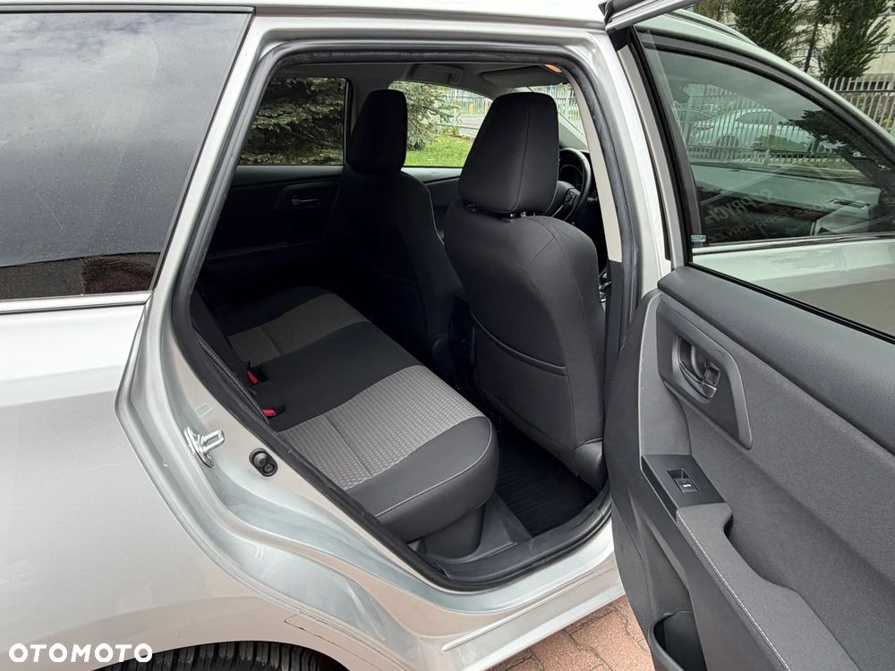 Toyota Auris Hybrid 135 Premium - 17