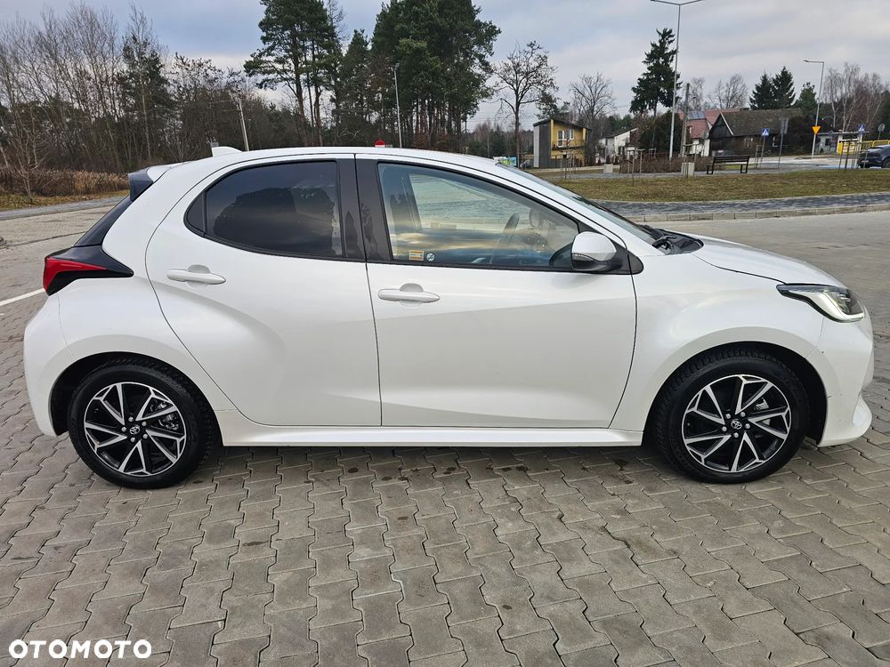 Toyota Yaris Hybrid 1.5 Style - 4