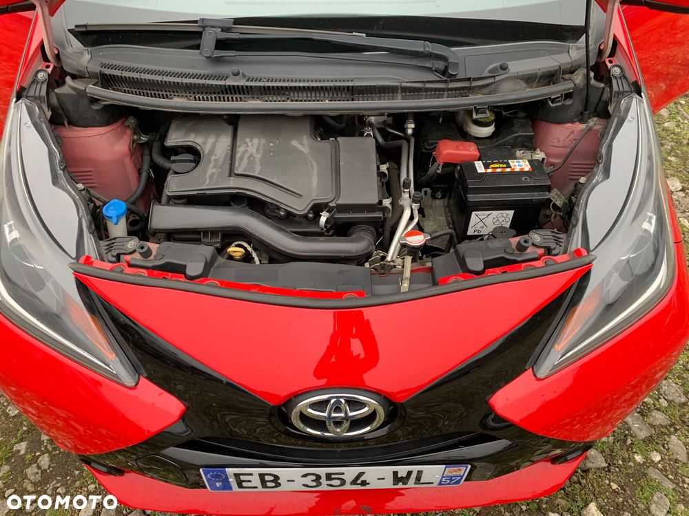Toyota Aygo x-clusiv - 20