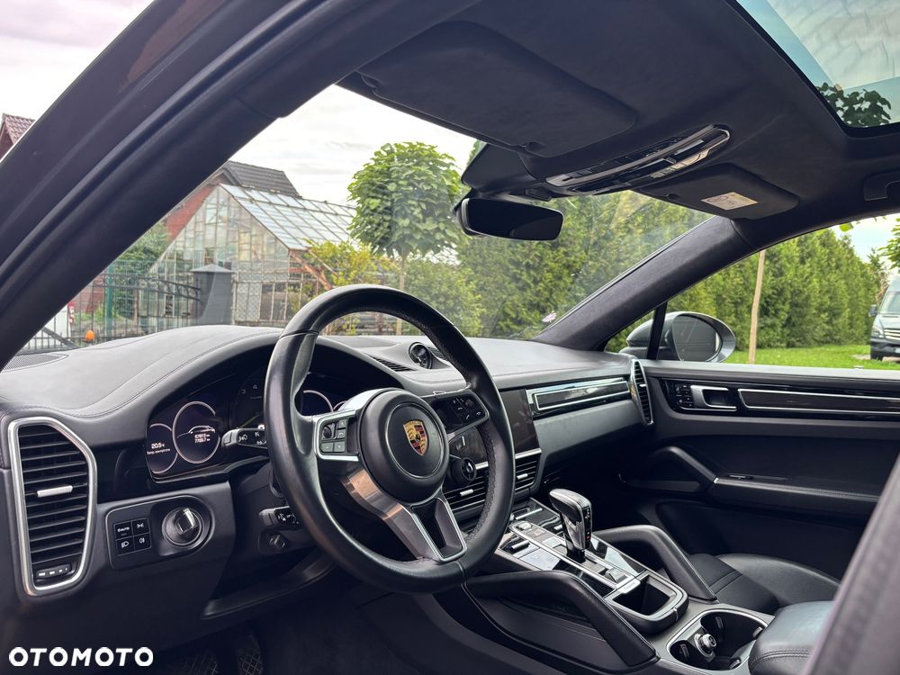 Porsche Cayenne - 11