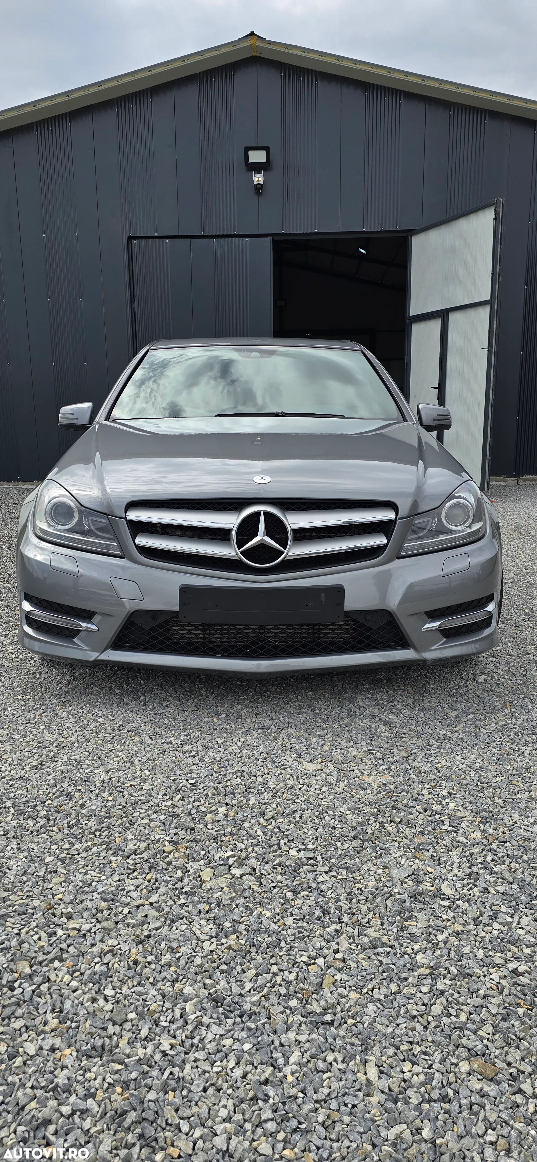 Mercedes-Benz C 250 (BlueTEC) d 4Matic 7G-TRONIC AMG Line - 2