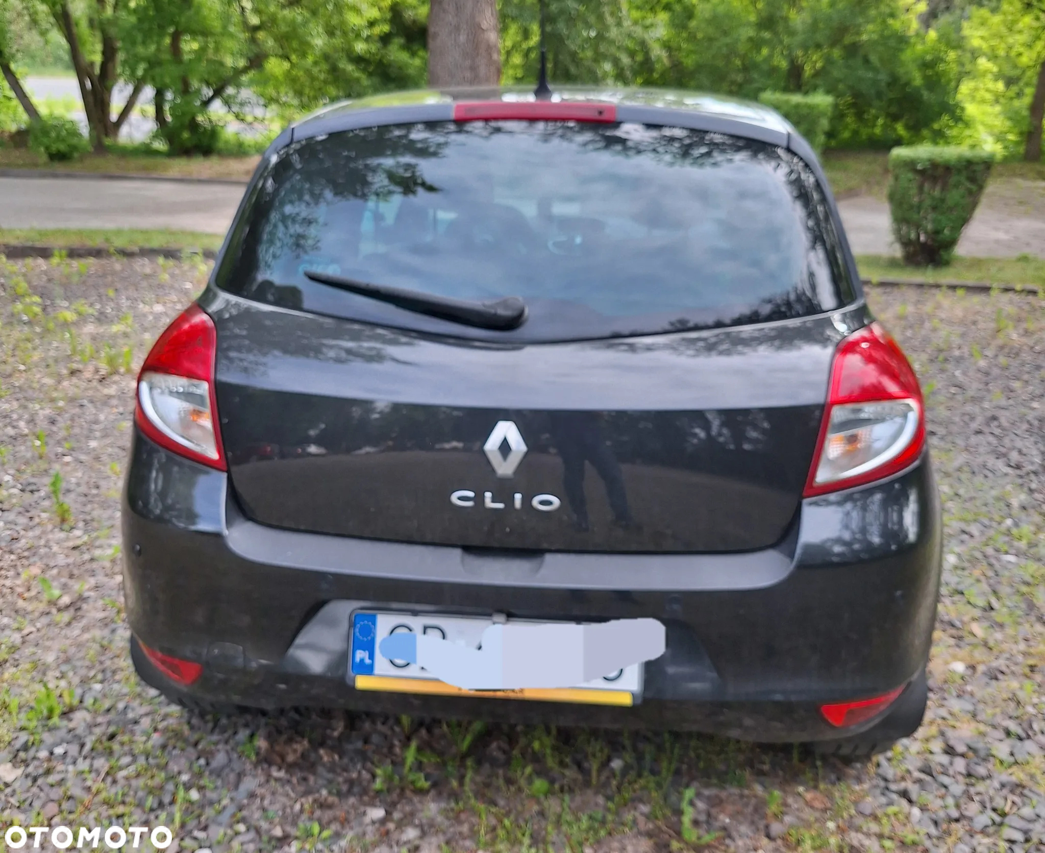 Renault Clio 1.2 16V 75 Collection - 5