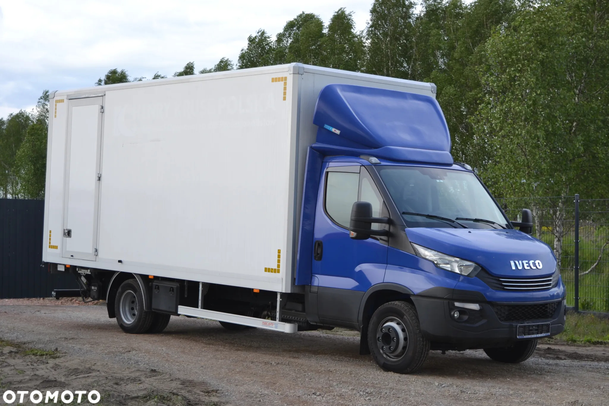 Iveco Daily 72-180 72C18 Kontener izotermiczny Izoterma Winda 1000 kg Boczne drzwi SALON PL 65C 50C - 7
