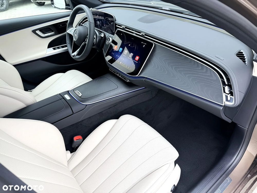 Mercedes-Benz Klasa E - 28