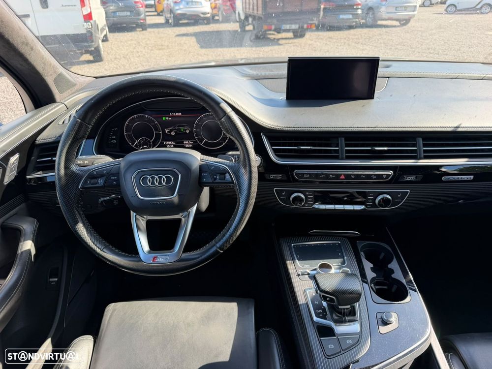 Audi Q7 - 8