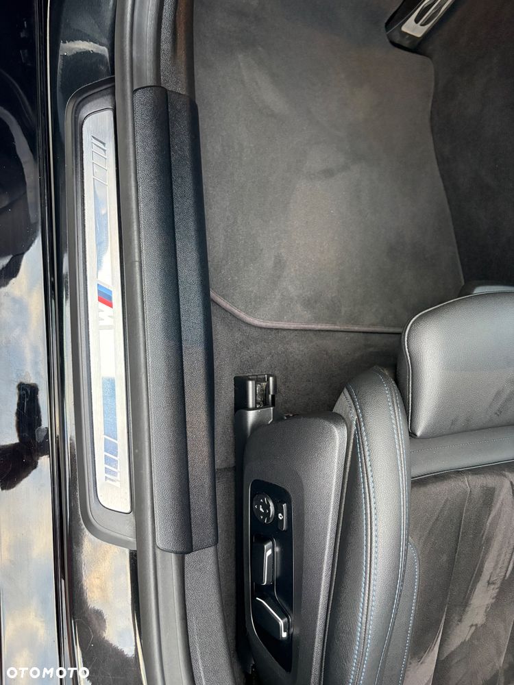 BMW i4 70.3kWh eDrive 35 M Sport - 24