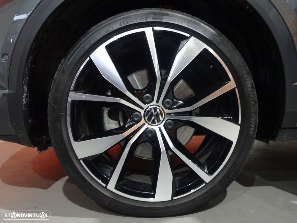 VW T-Roc 2.0 TDI R-Line DSG - 38