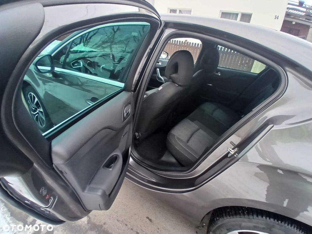 DS Automobiles DS 4 - 22