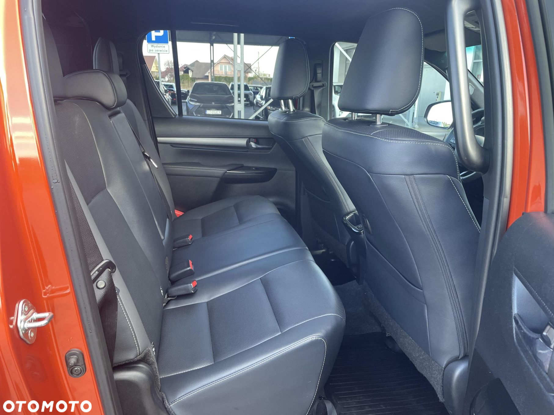 Toyota Hilux 2.8 D-4D Double Cab Invincible Sport 4x4 - 16