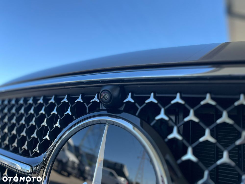 Mercedes-Benz Klasa E 220 d mHEV 4-Matic AMG 9G-Tronic - 33