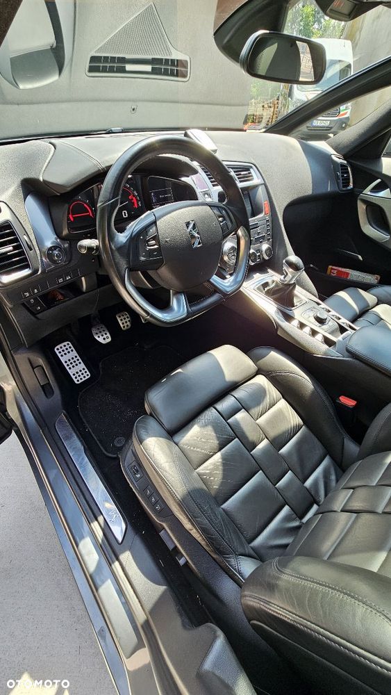 Citroën DS5 HDi 165 SportChic - 21