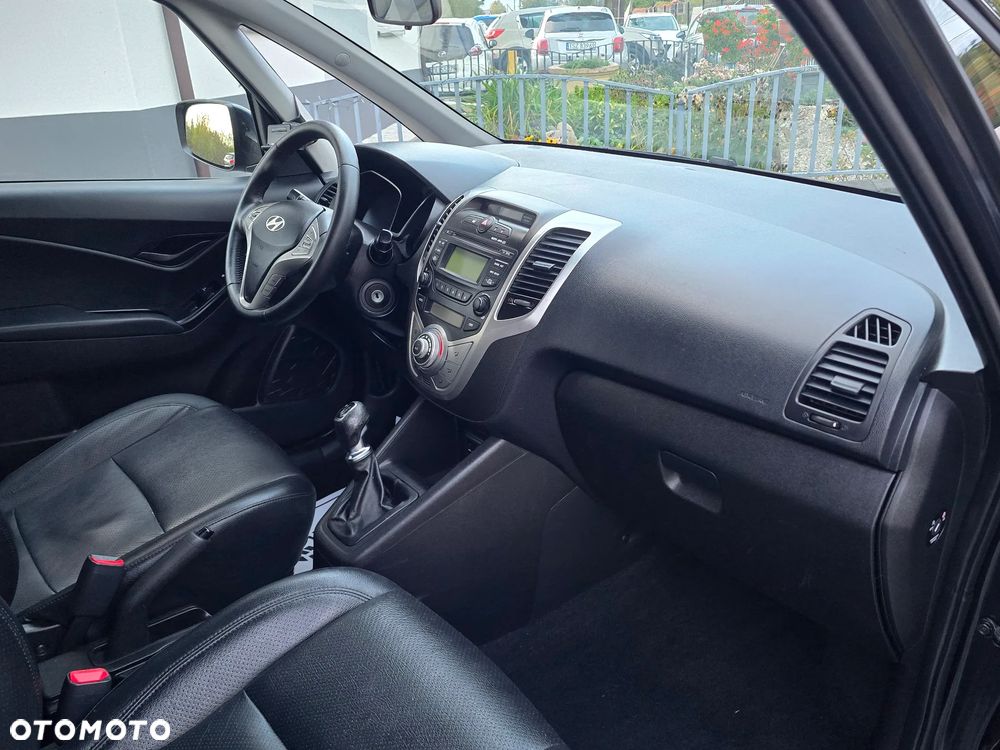 Hyundai ix20 1.4 blue Comfort - 25