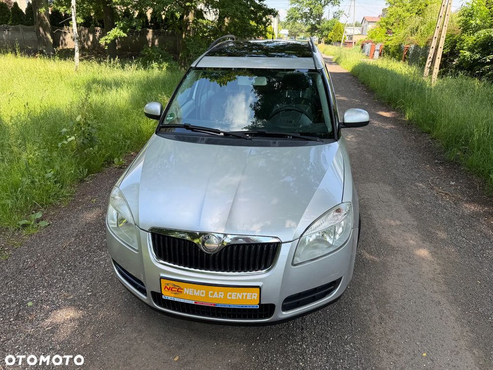 Skoda Roomster 1.6 16V Comfort PLUS EDITION - 4