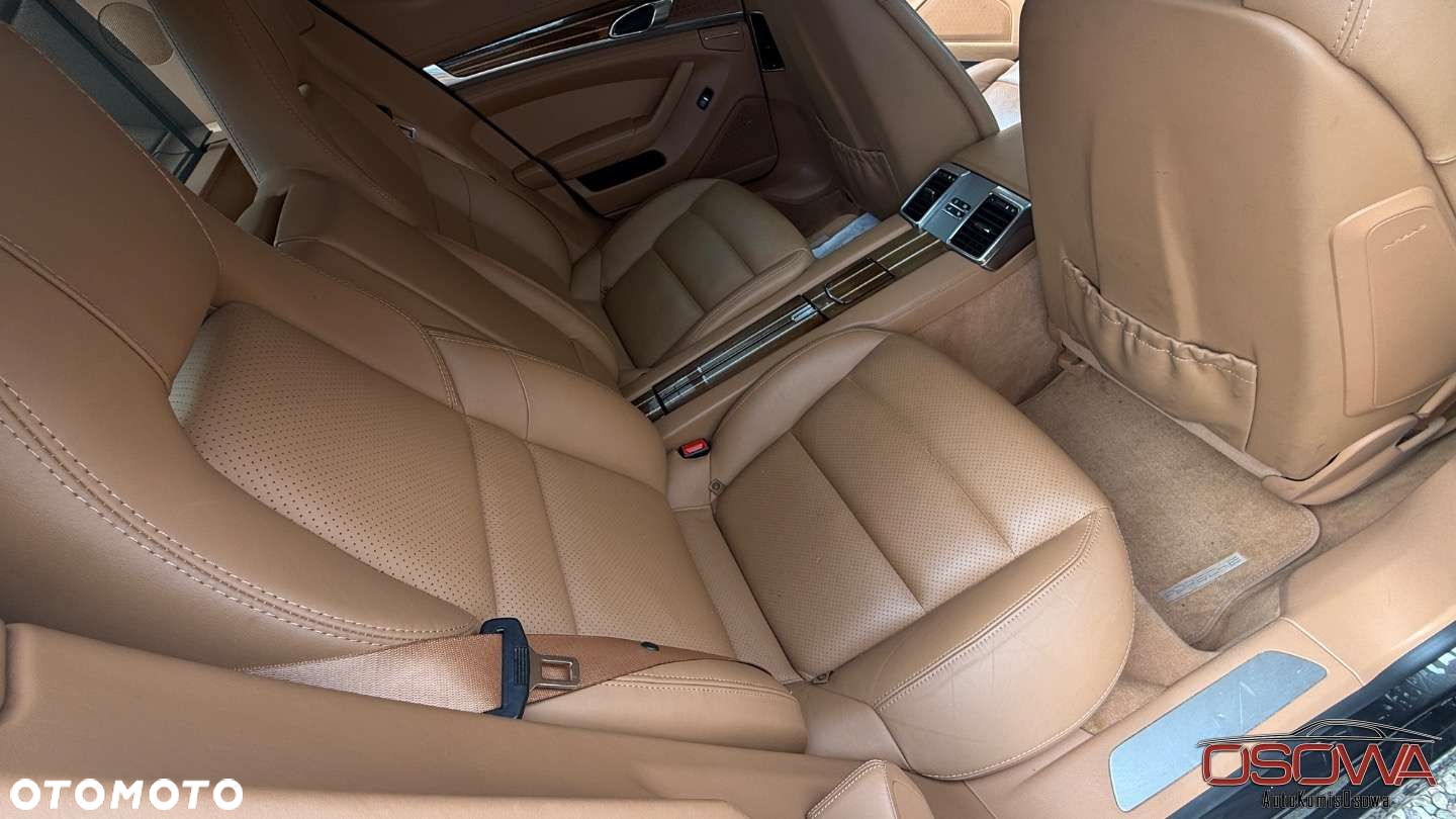 Porsche Panamera - 39