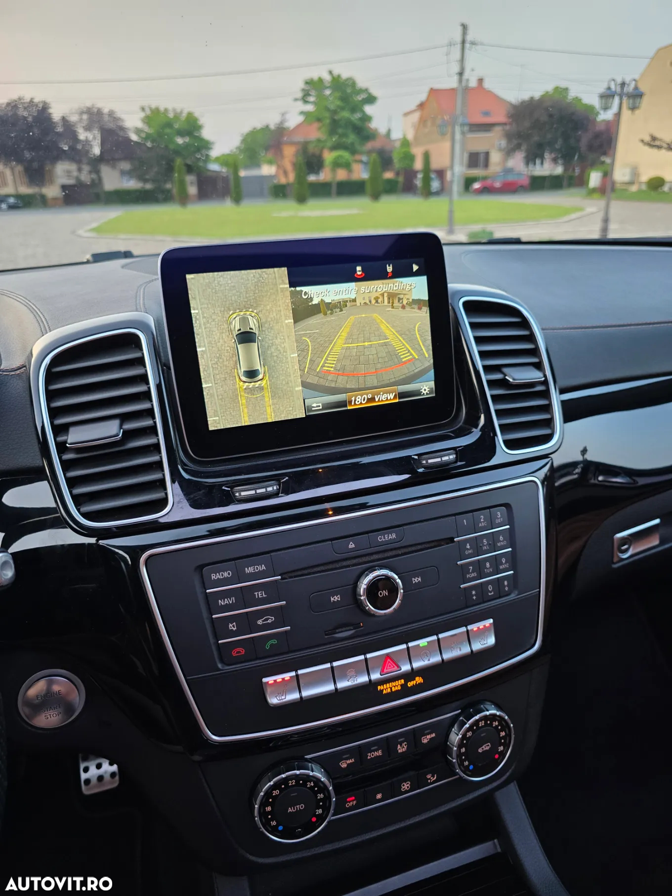 Mercedes-Benz GLE 350 d 4Matic 9G-TRONIC AMG Line - 33