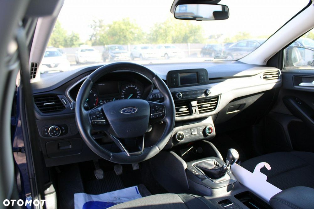 Ford Focus 1.0 EcoBoost Trend ASS - 29