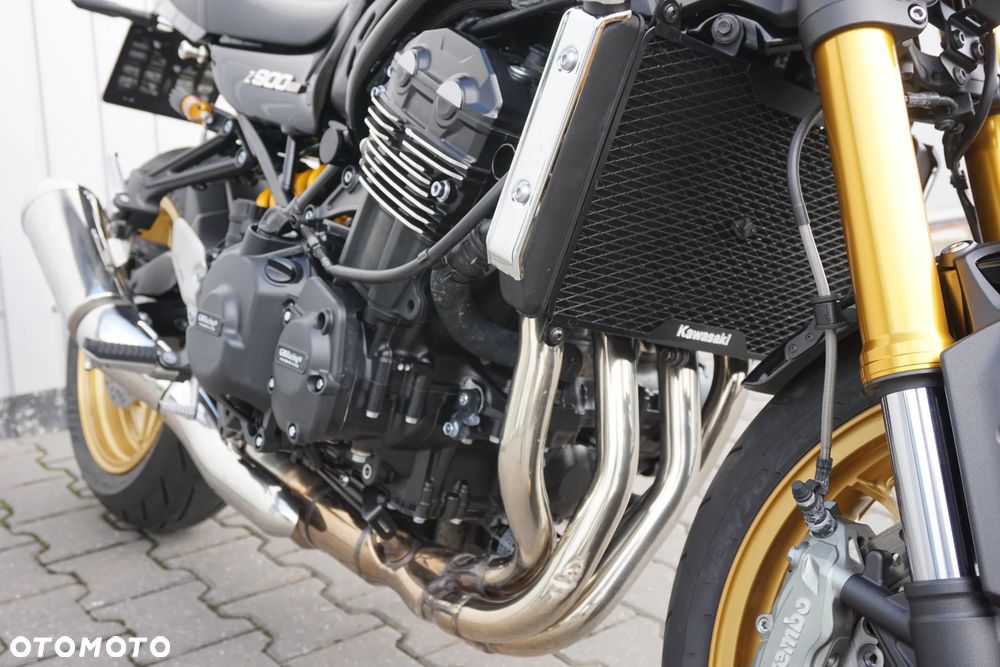 Kawasaki Z 900 RS - 5