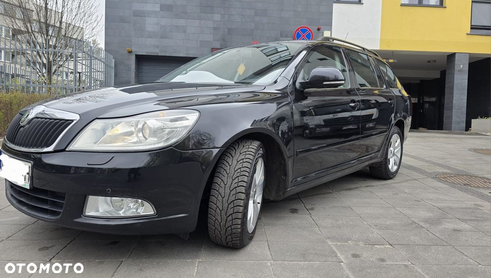 Skoda Octavia 1.6 TDI Active DSG - 6