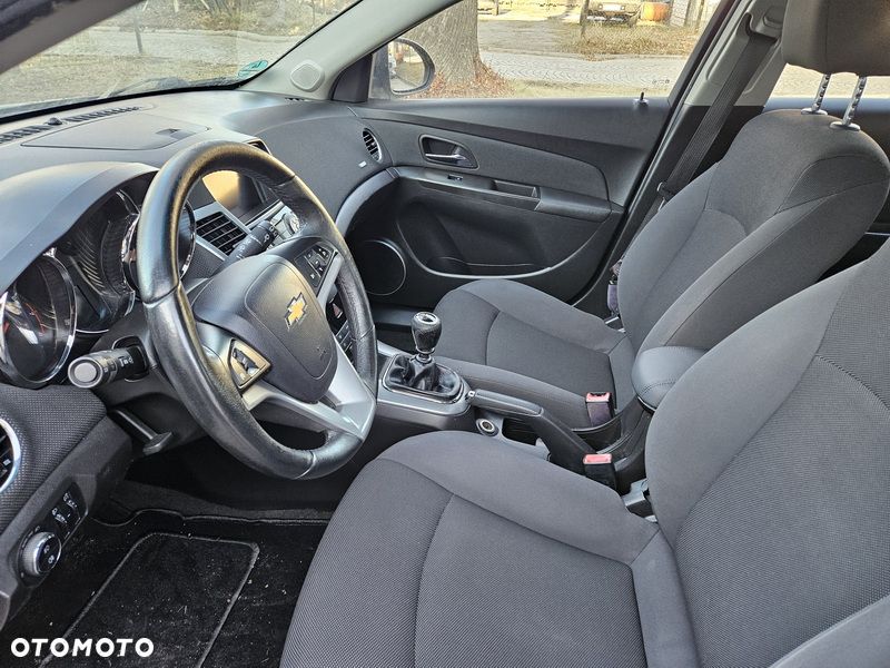 Chevrolet Cruze 1.8 LT - 6