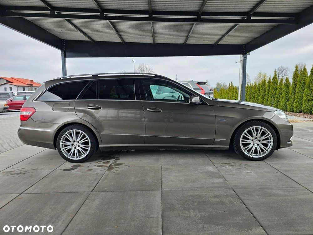 Mercedes-Benz Klasa E - 11