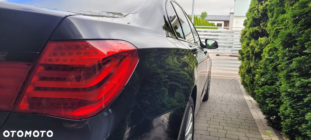 BMW Seria 7 730d Blue Performance - 15